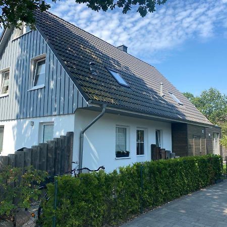 Ferienwohnung Sonnenschein プレロー エクステリア 写真
